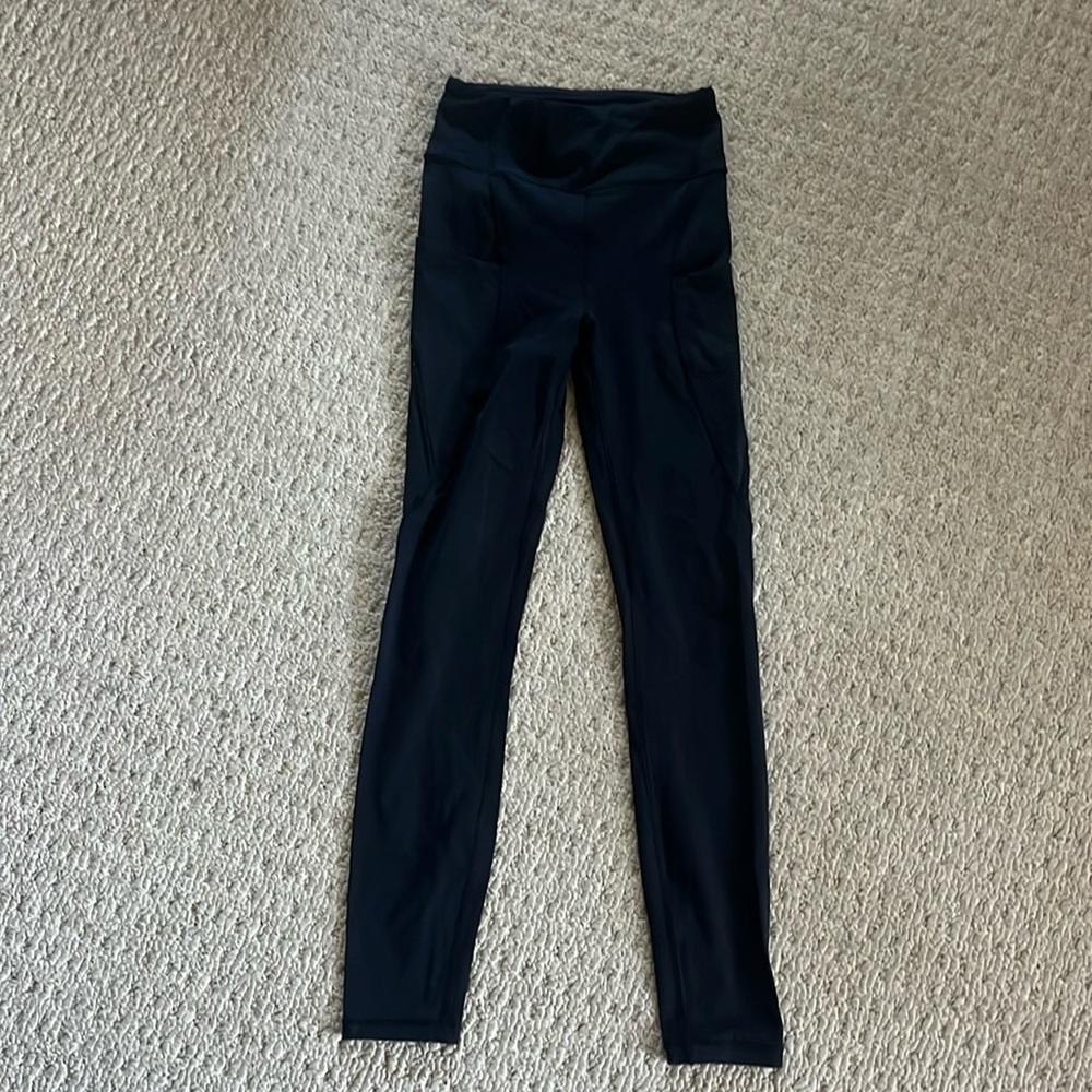 black lululemon leggings with pockets